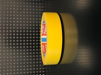 tesa® TAŚMA WINYLOWA OSTRZEGAWCZA ŻÓŁTA DO WYKLEJANIA LINII 25mmx33m 60760