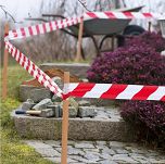 Taśma ostrzegawcza bhp bez kleju tesa® 58137 80mmX100m biało-czerwona obustronny nadruk