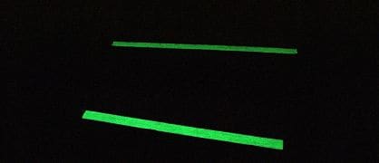 TAŚMA ANTYPOŚLIZGOWA ŚWIECĄCA W CIEMNOŚCI 50mmx18m FOTOLUMINESCENCYJNA FLUORYZUJĄCA JEDNOLITA