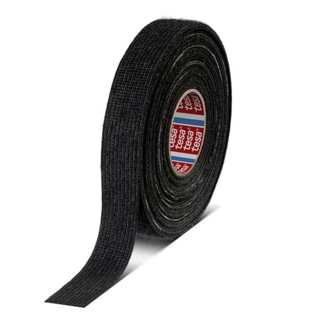 tesa® 51616 taśma włókninowa 19mm x 20m CZARNA