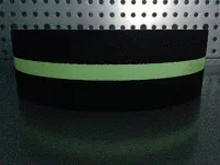 GLOW LINE CZARNA TAŚMA ANTYPOŚLIZGOWA Z PASKIEM ŚWIECĄCYM W CIEMNOŚCI 50mmx18,3m